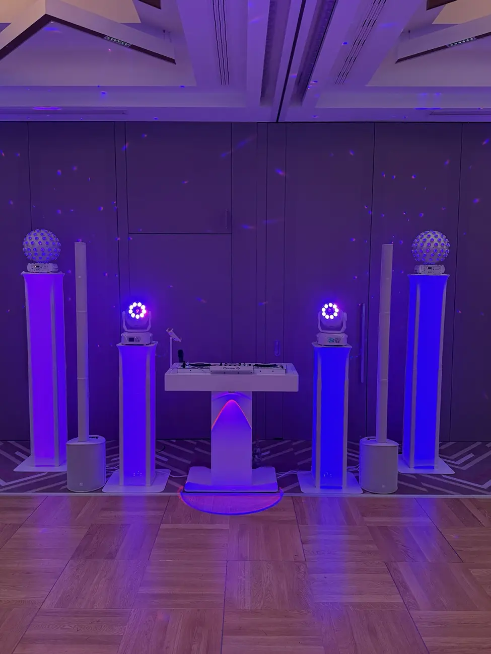 Licht- und Tontechnik in einer festlichen Location